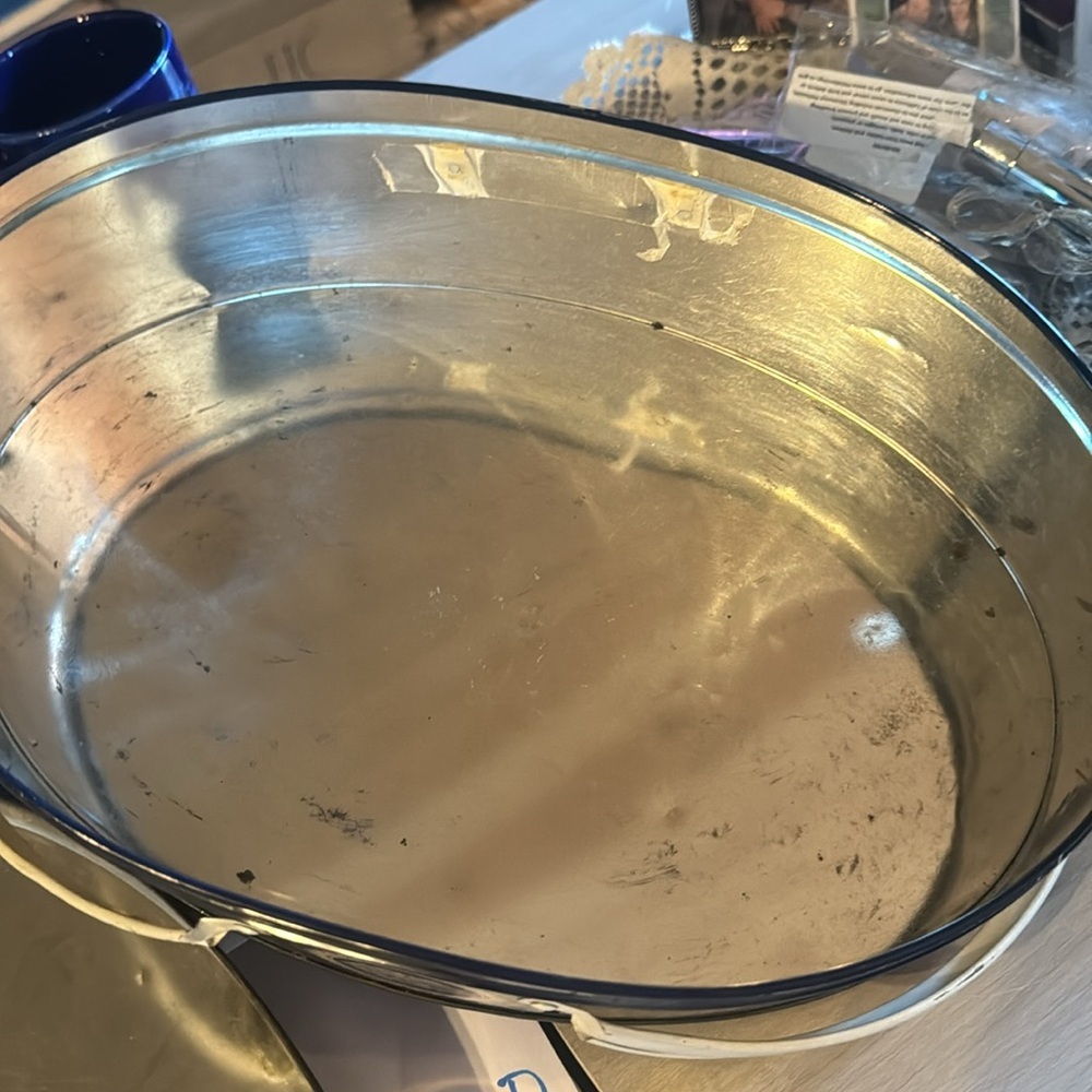 1939’s Vintage Wedgewood Oval 1651/2382 Blue, Cream & Gold Biscuit Tin/ Cherubs - Picture 9 of 13